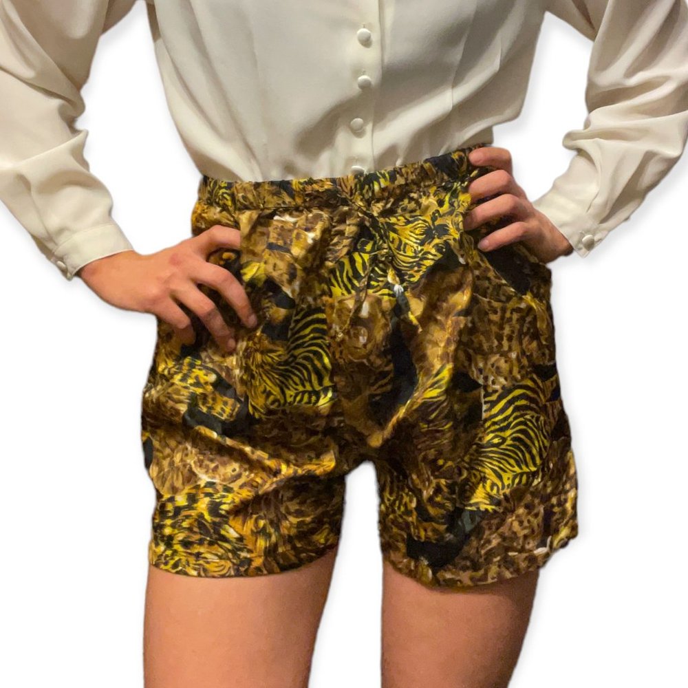 VTG animal print shorts